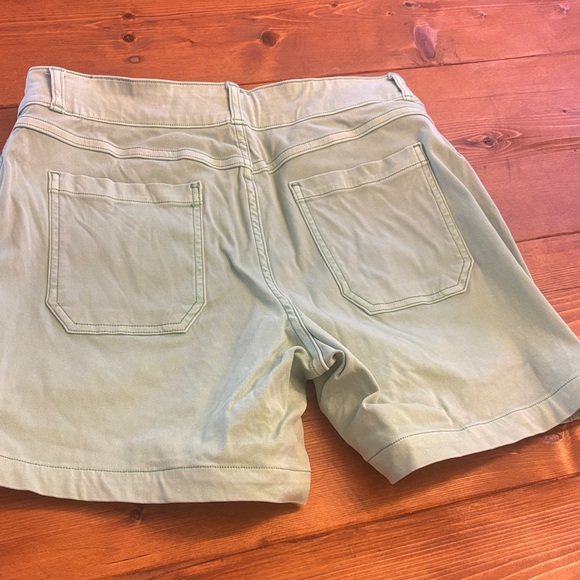 SPANX 2 pair Shorts - Mint and Beige, M EUC - Picture 9 of 9